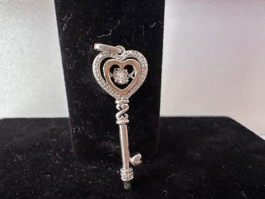 JWBR Heart & Key Pendant